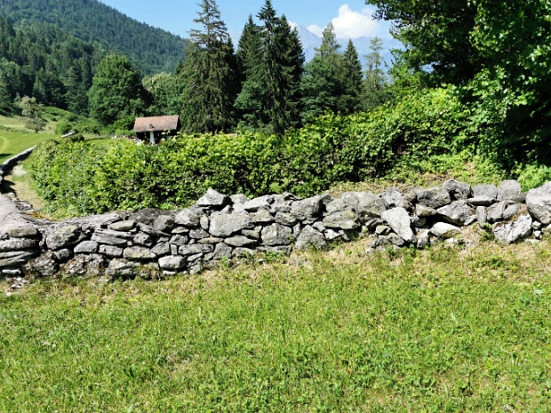 Natursteinmauern