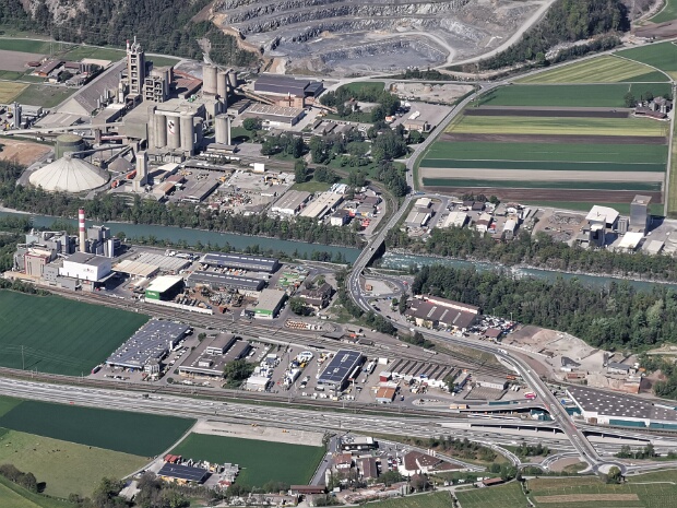 Industriegebiet und Bahnhof Untervaz